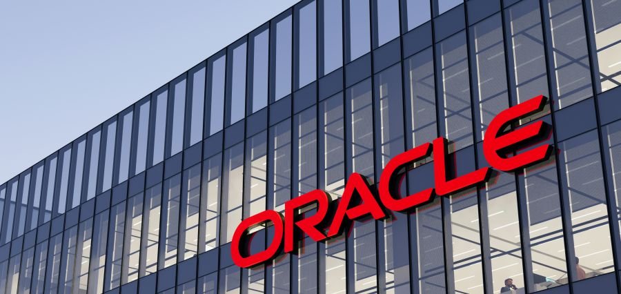 You are currently viewing Oracle Promotes Clay Magouyrk and Mike Sicilia to Co-CEO Roles