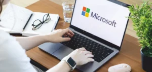 Read more about the article Microsoft Announces Five New AI Features for Microsoft 365, Upgrades to Premium Subscription