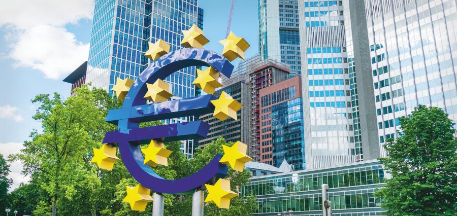 You are currently viewing European Banks Shine in 2025, Eye Growth and Deals in 2026